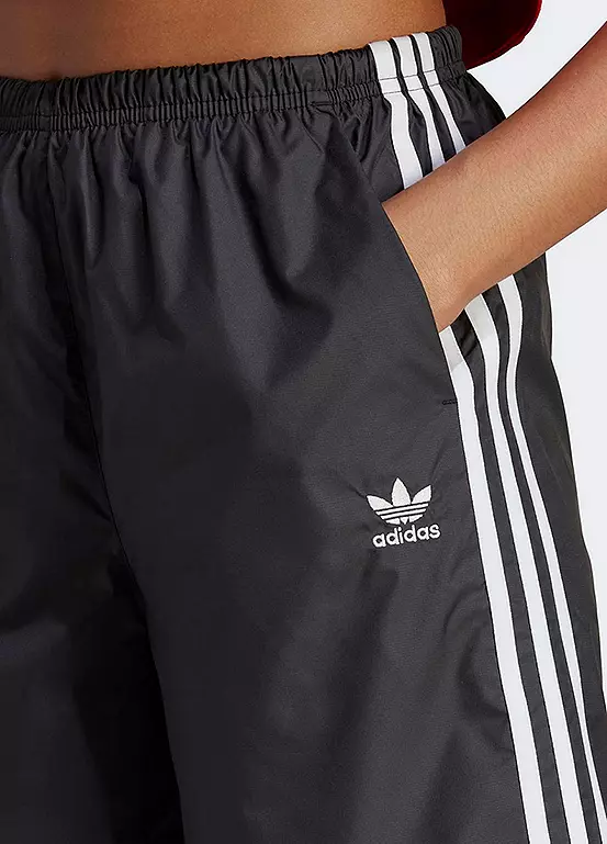 Adidas Originals Logo Print Shorts - Image 4